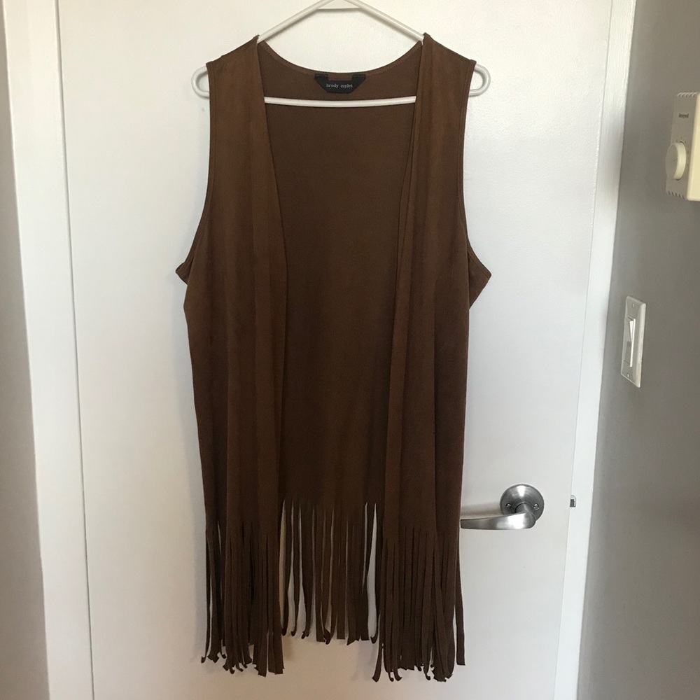 Boho-chic brown sleeveless fashion sweater size XL